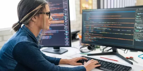 Uzaktan Yazılım Geliştirici Nasıl Olunur, Maaşları ve Kazancı Ne Kadar?